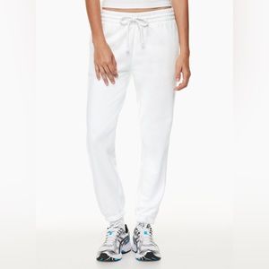 Aritzia boyfriend sweatpant